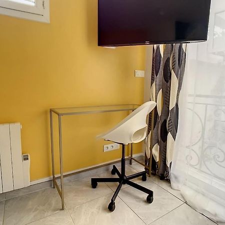 Superbe Studio Hyper Centre Tout Equipe Wifi Netflix 2Pers 아미앵 외부 사진